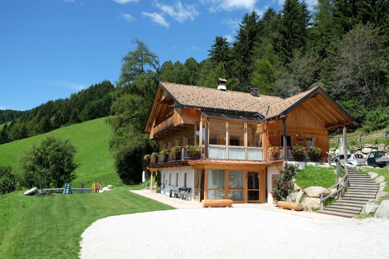 Apartment Himmelreichhof Innichen Exterior foto